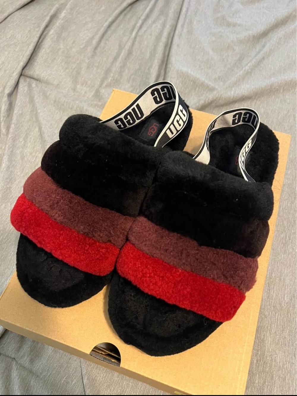 UGG Womens Black Red and Burgundy Fluff Slide Sandals